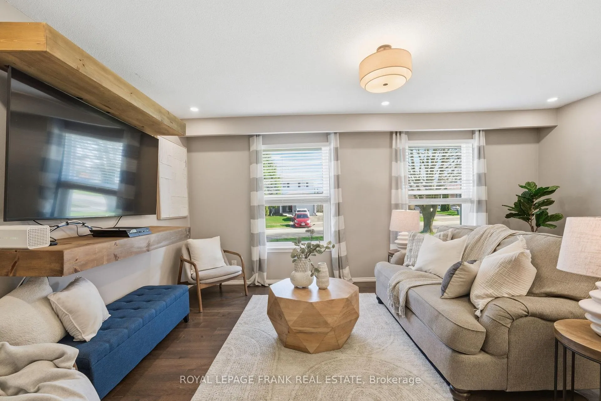 Photo 4 of 1248 Astra Avenue, Oshawa, Eastdale — HOMEH