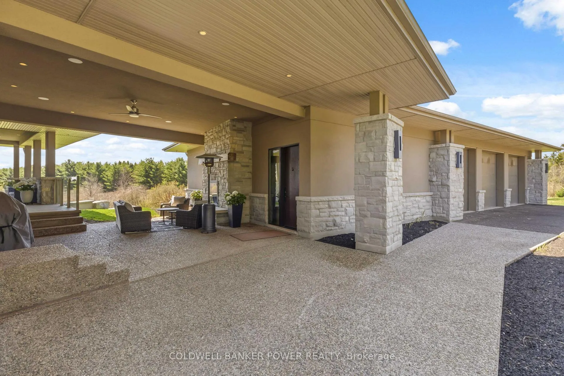Photo 30 of 10231 Melrose Drive, Middlesex Centre, Rural Middlesex Centre — HOMEH
