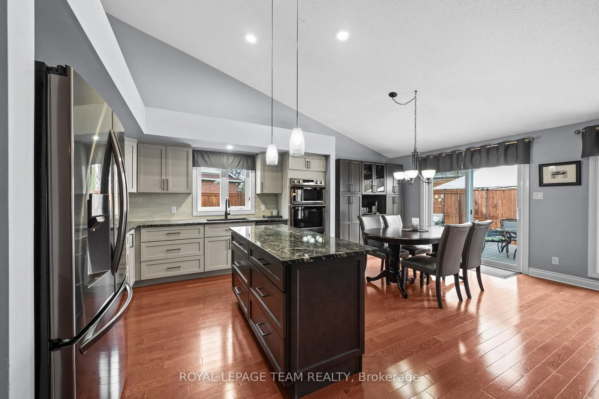 Photo 13 of 48 Settler's Ridge Way, Ottawa, Barrhaven - Longfields — HOMEH
