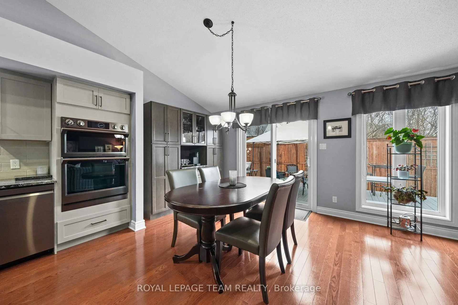 Photo 14 of 48 Settler's Ridge Way, Ottawa, Barrhaven - Longfields — HOMEH