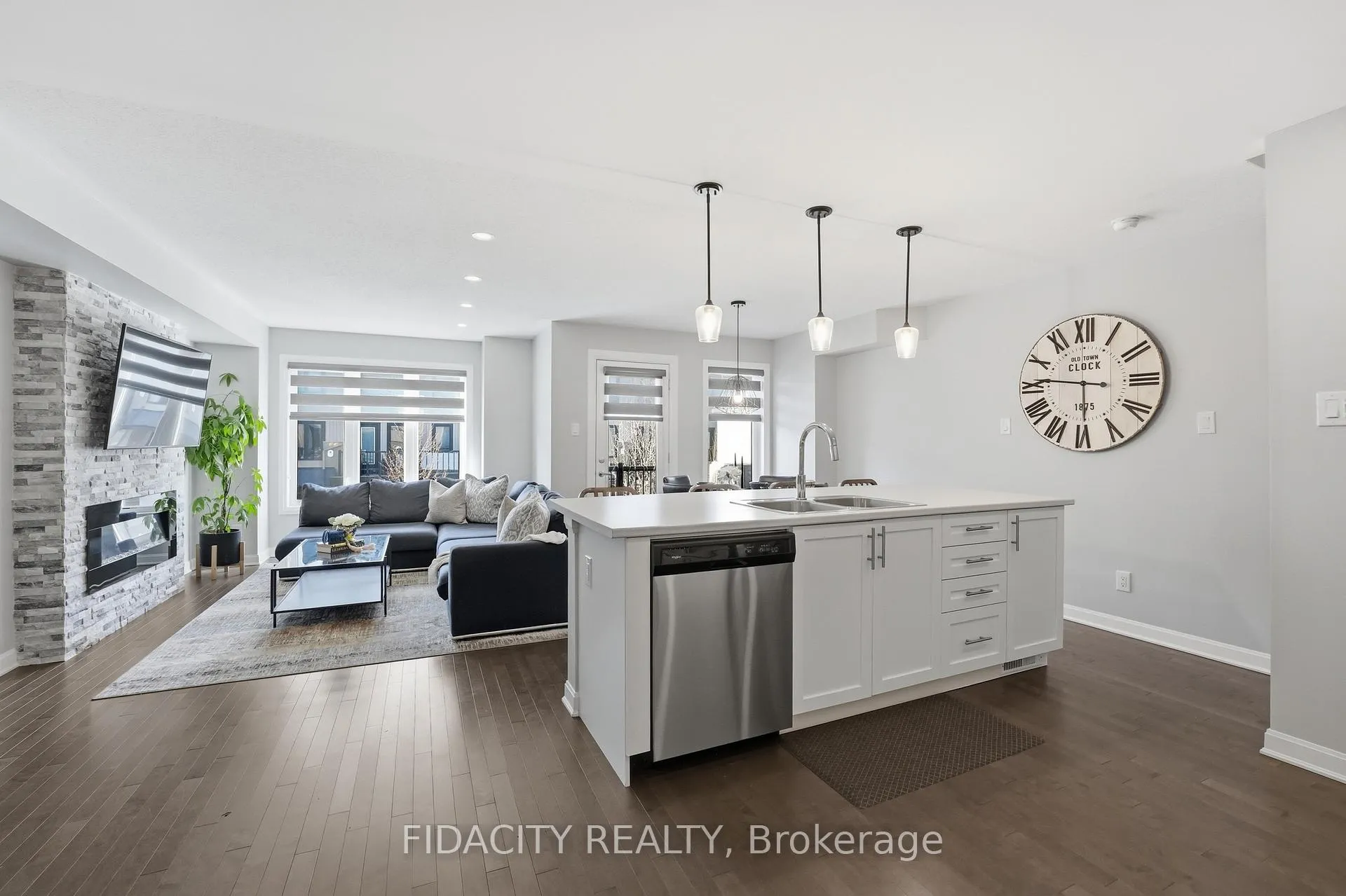 Photo 12 of 807 Element Private, Ottawa, Kanata - Emerald Meadows/Trailwest — HOMEH