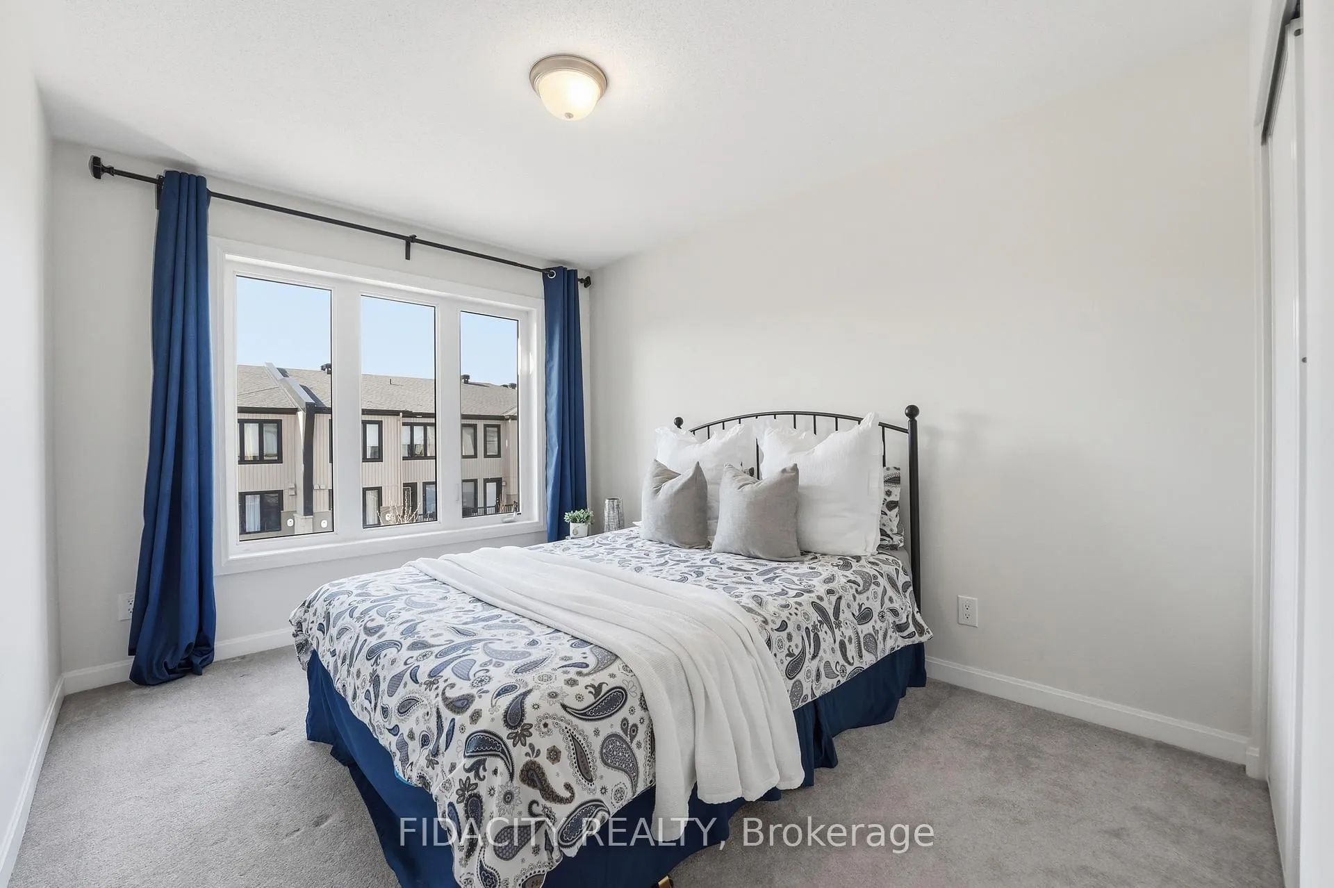Photo 24 of 807 Element Private, Ottawa, Kanata - Emerald Meadows/Trailwest — HOMEH