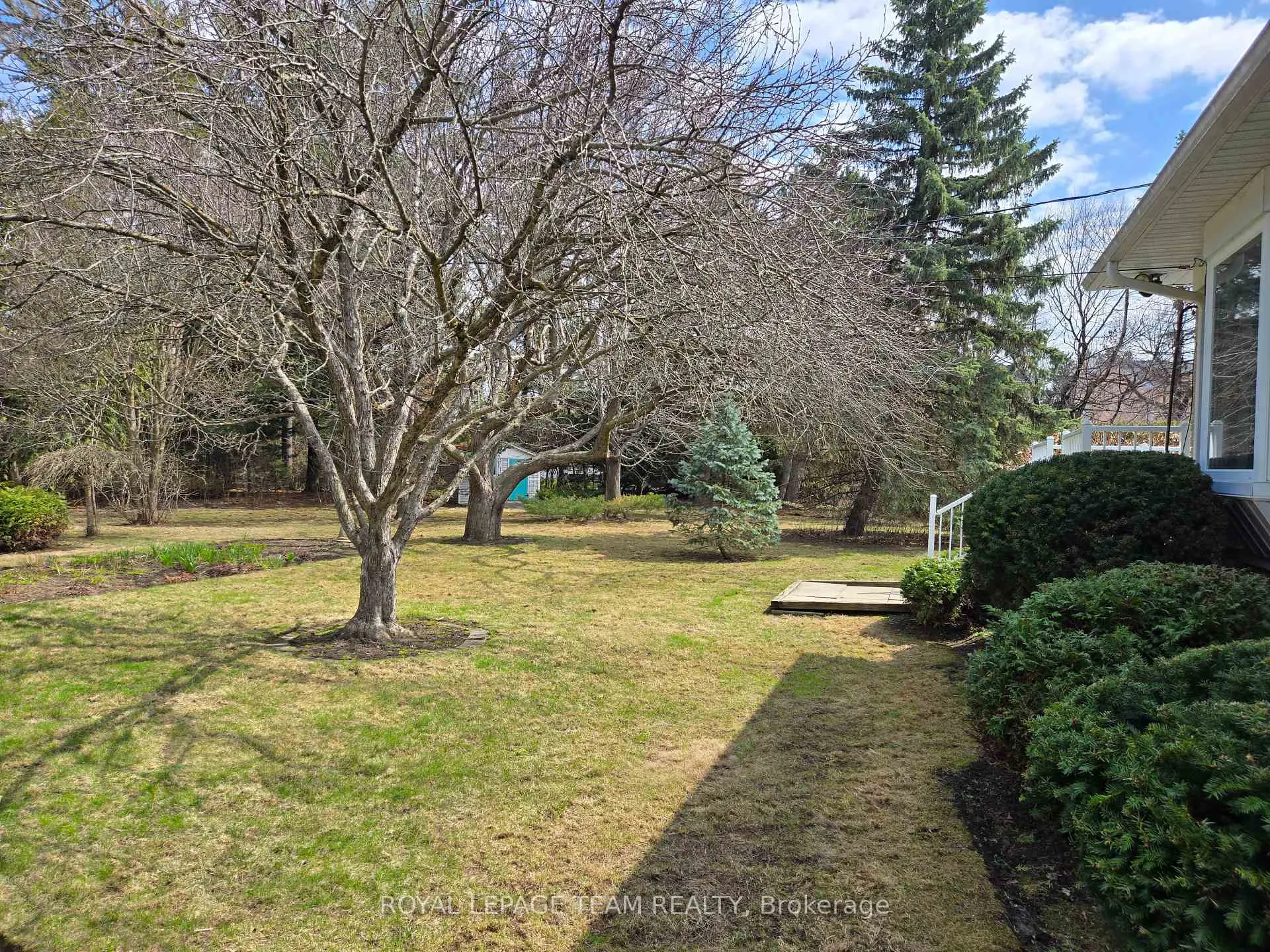 Photo 25 of 825 Killeen Avenue, Ottawa, McKellar Heights/Glabar Park — HOMEH