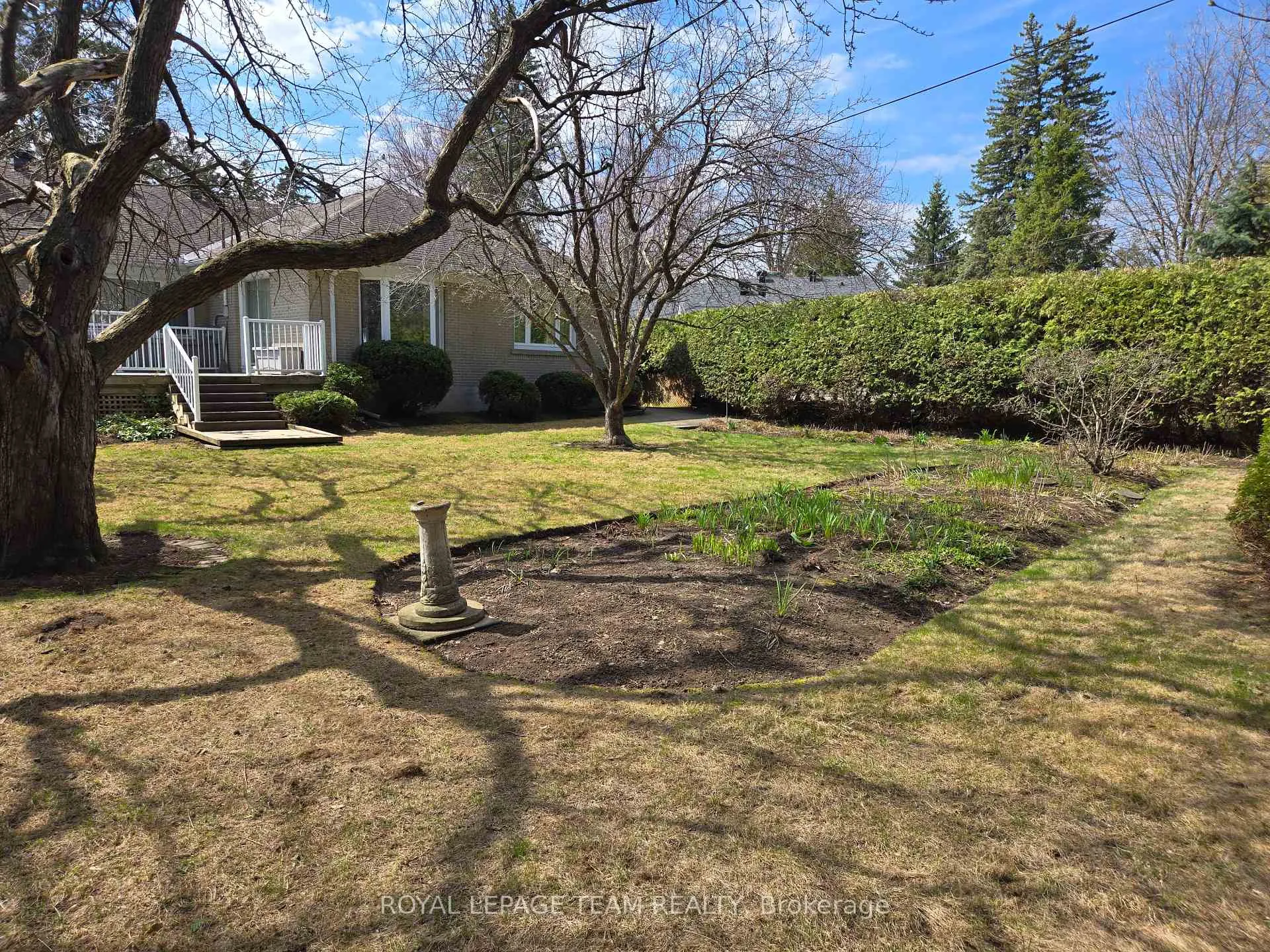 Photo 30 of 825 Killeen Avenue, Ottawa, McKellar Heights/Glabar Park — HOMEH