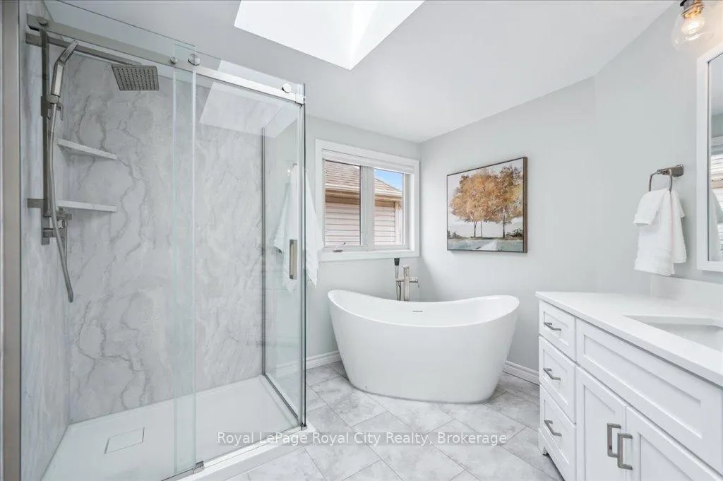 Photo 30 of 67 Grey Oak Drive, Guelph, Pineridge/Westminster Woods — HOMEH