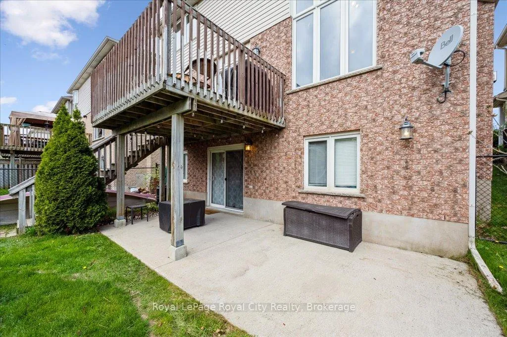 Photo 34 of 67 Grey Oak Drive, Guelph, Pineridge/Westminster Woods — HOMEH