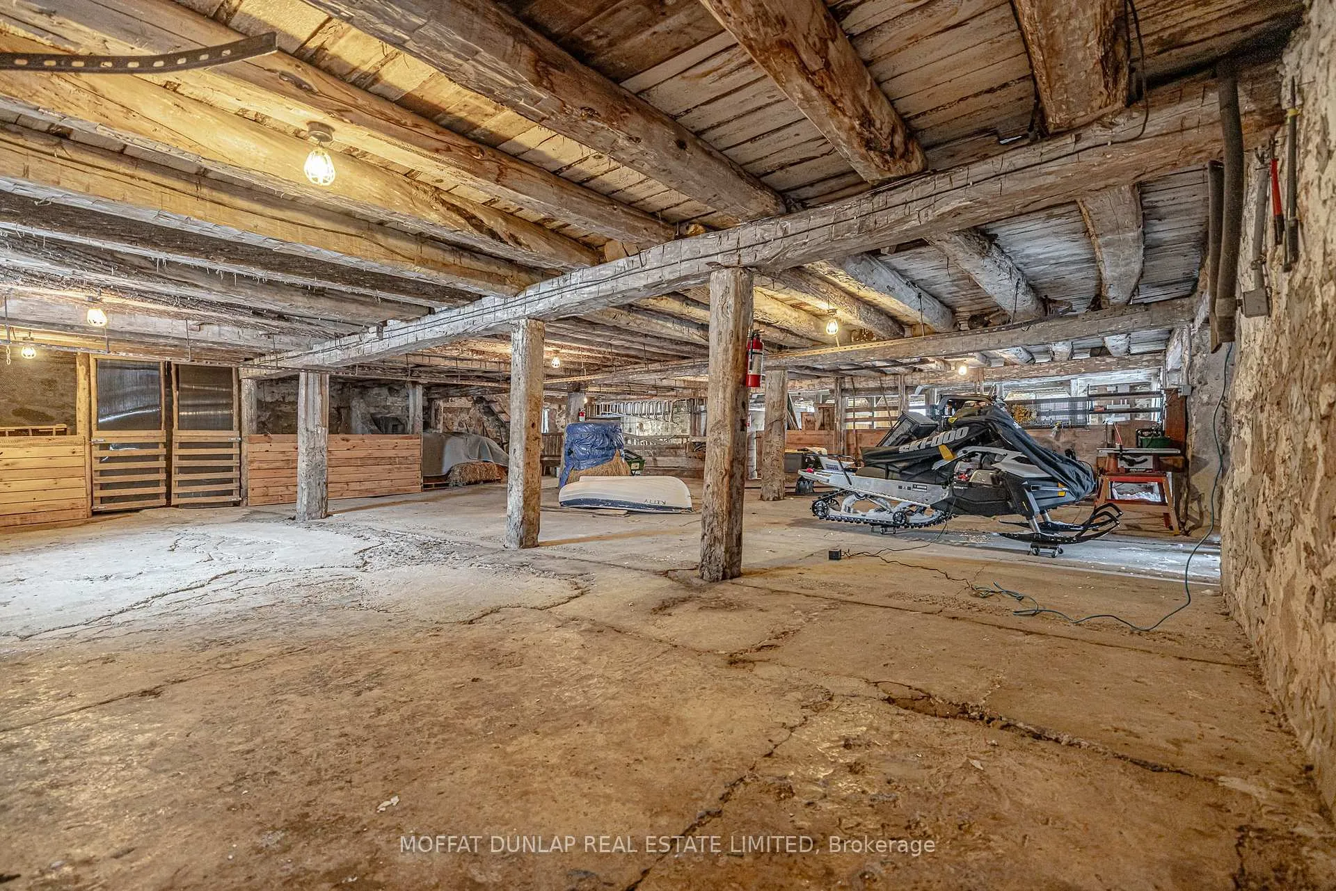 Photo 24 of 954498 7th Line EHS, Mono, Rural Mono — HOMEH