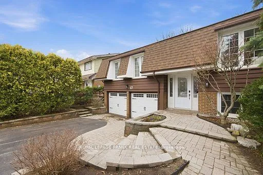 Photo 3 of 17 Nordic Court, Whitby, Lynde Creek — HOMEH