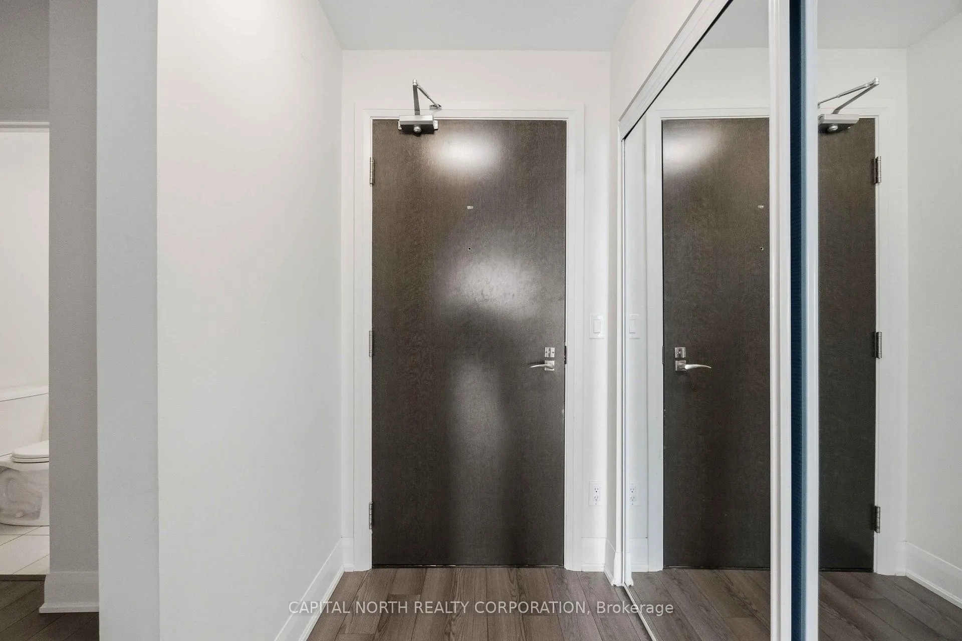 Photo 5 of Unit 1107, 2900 Highway 7, Vaughan, Concord — HOMEH