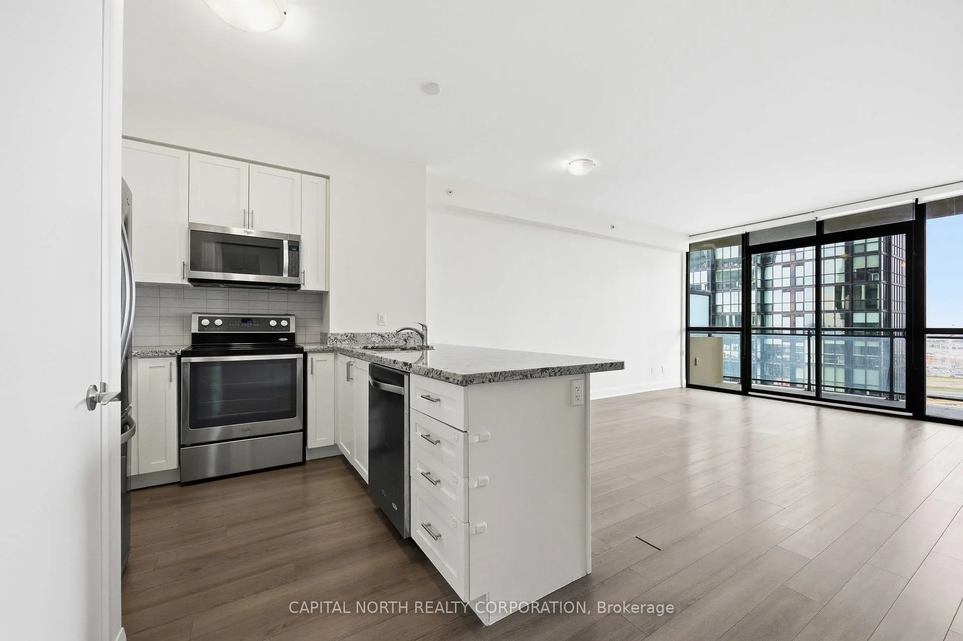 Photo 13 of Unit 1107, 2900 Highway 7, Vaughan, Concord — HOMEH