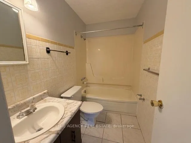 Photo 7 of Unit 302, 76 Vanier Drive, Chatham-Kent, Chatham — HOMEH