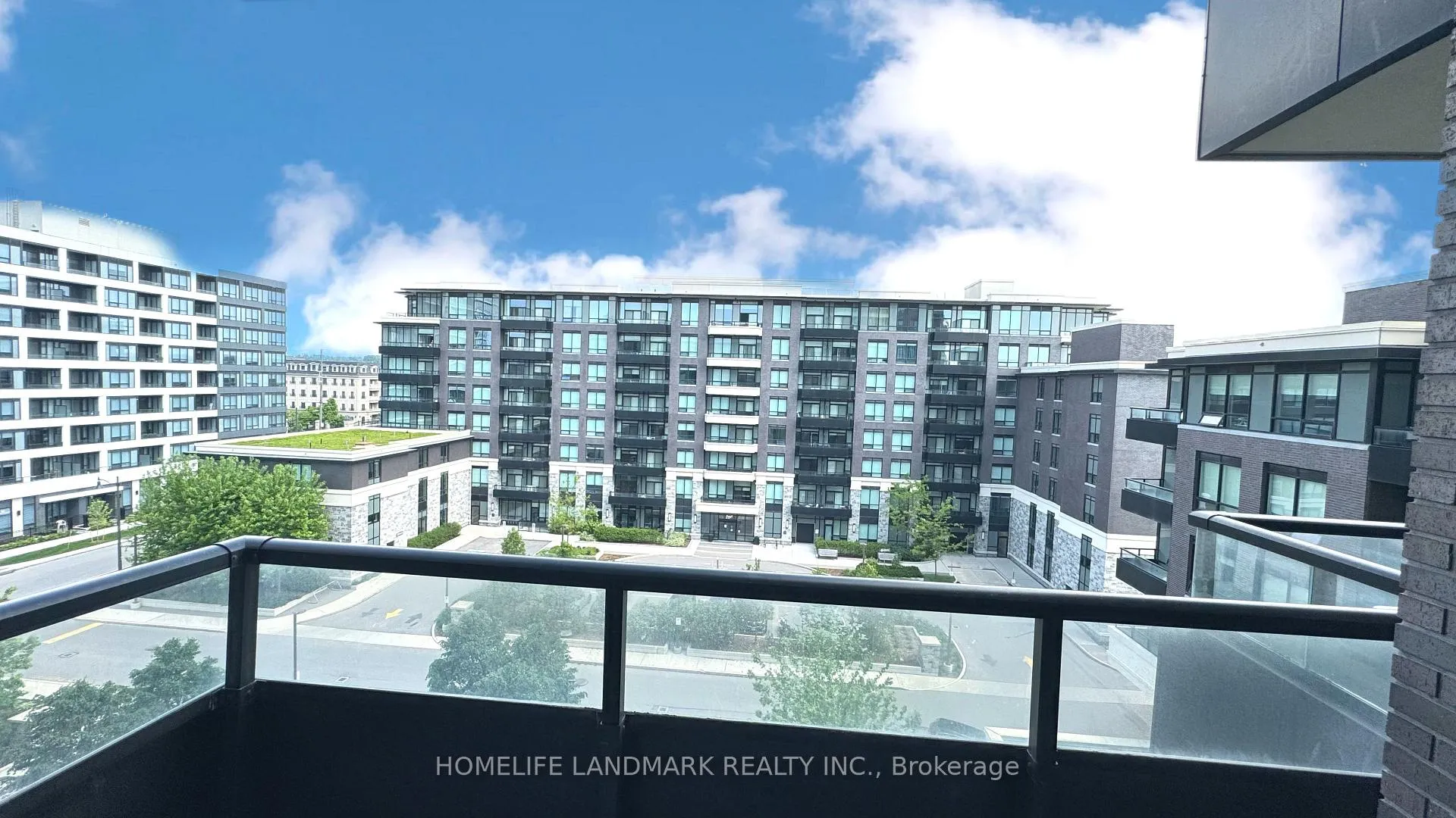 Photo 13 of Unit 732, 15 Water Walk Drive, Markham, Unionville — HOMEH