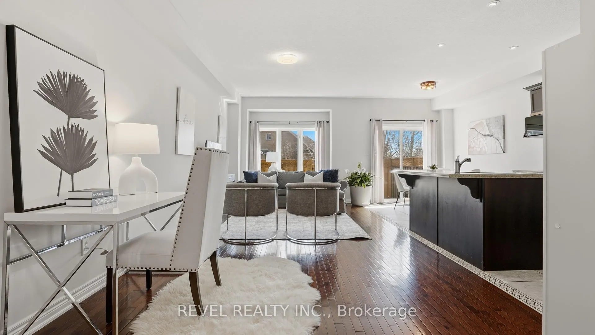 Photo 5 of 7 Forest Valley Crescent, Hamilton, Dundas — HOMEH