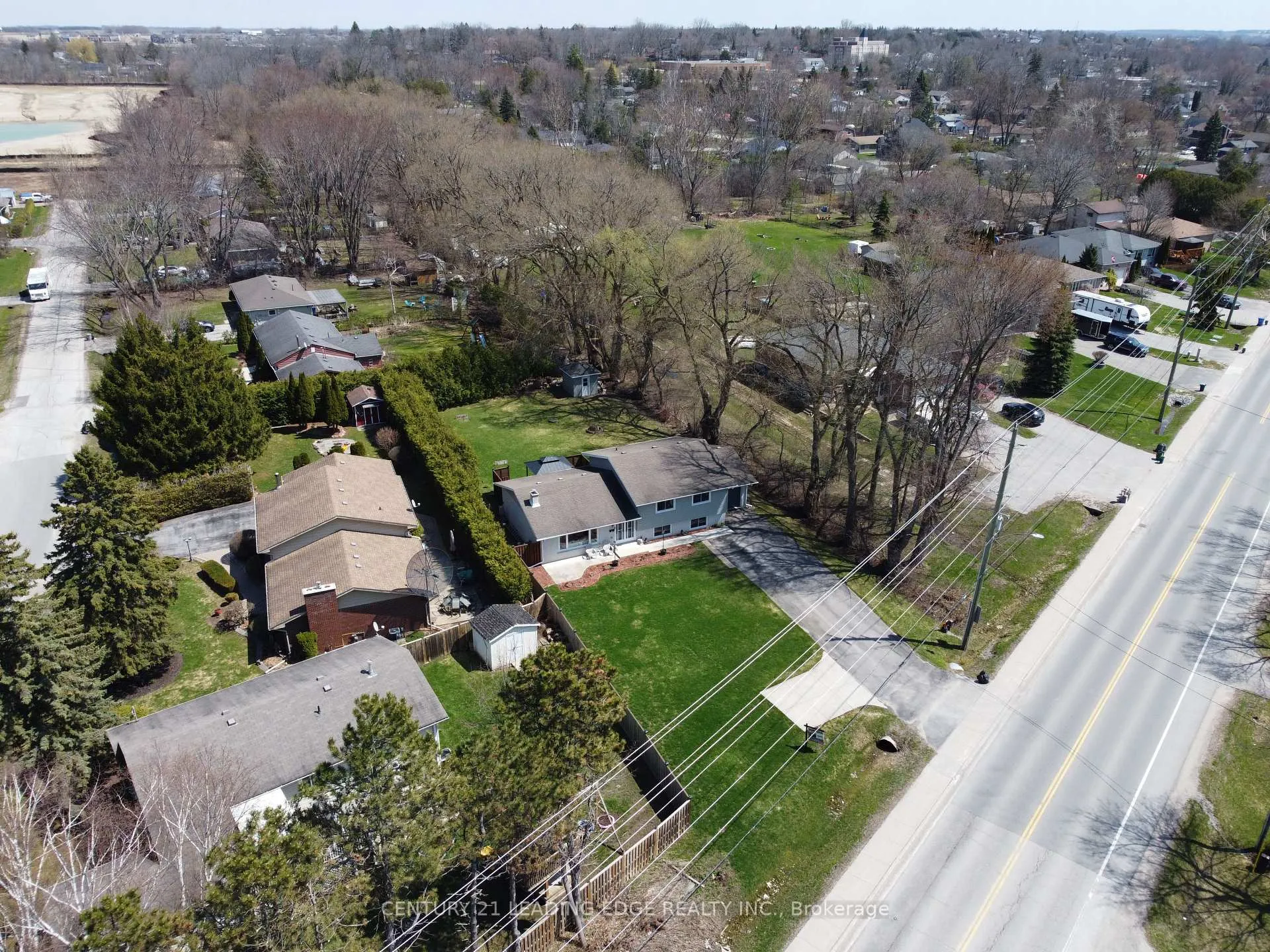 Photo 1 of 53 Metro Road N, Georgina, Keswick North — HOMEH