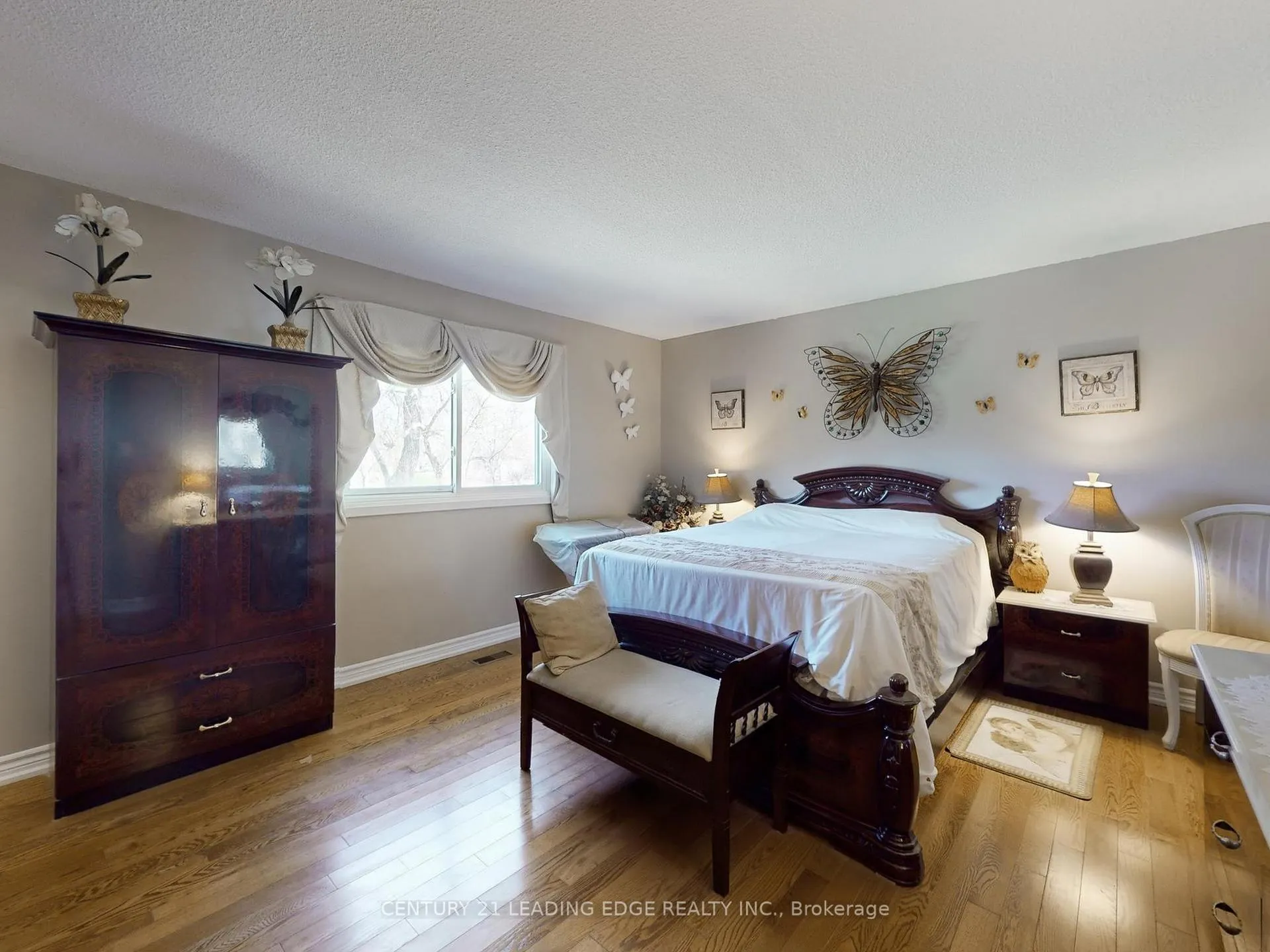 Photo 20 of 53 Metro Road N, Georgina, Keswick North — HOMEH