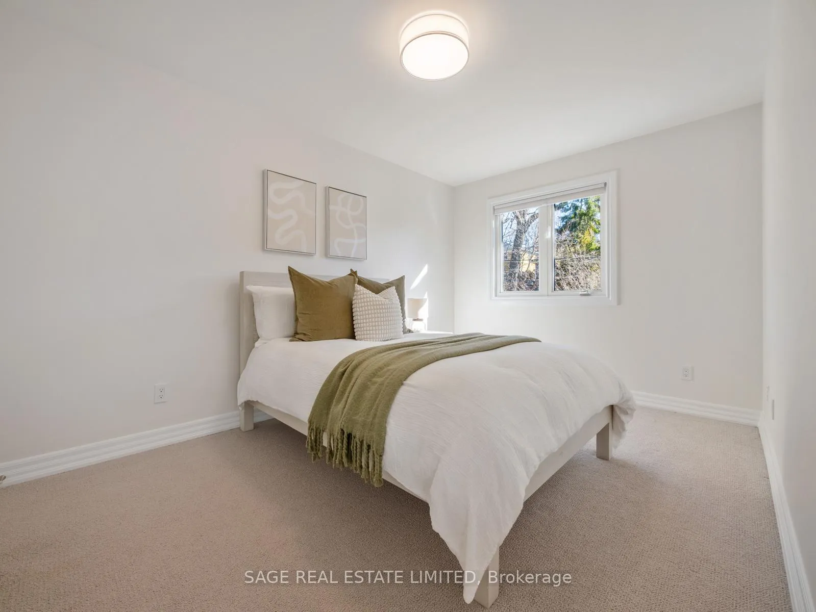 Photo 14 of 137 Willow Avenue, Toronto, The Beaches — HOMEH