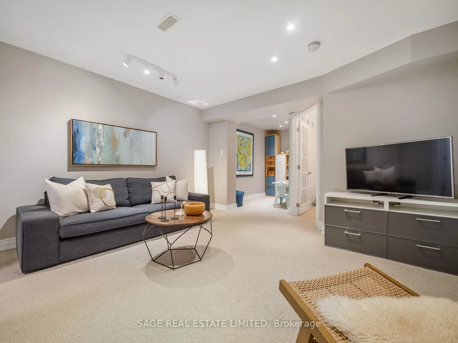 Photo 26 of 137 Willow Avenue, Toronto, The Beaches — HOMEH