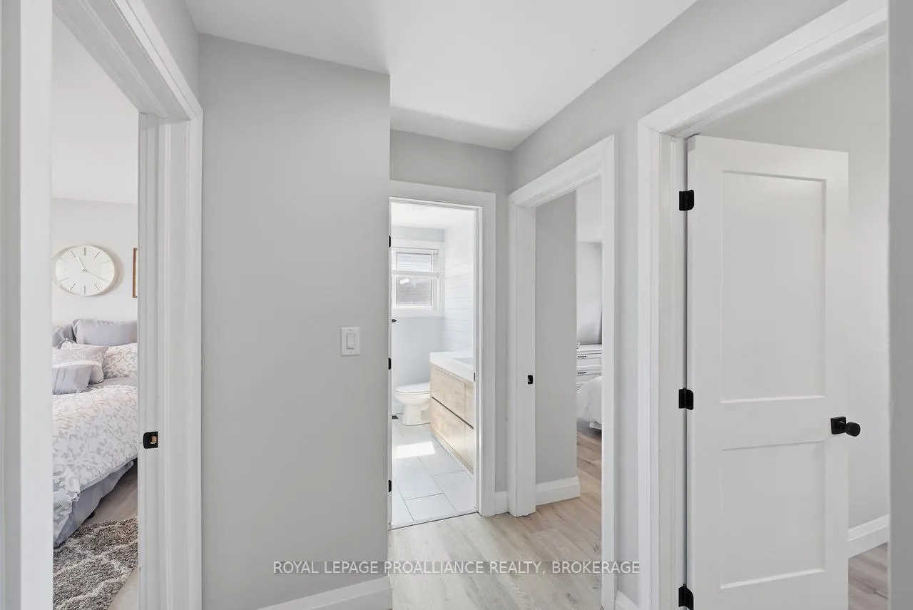 Photo 19 of 39 Howard Crescent, Kingston, West of Sir John A. Blvd — HOMEH
