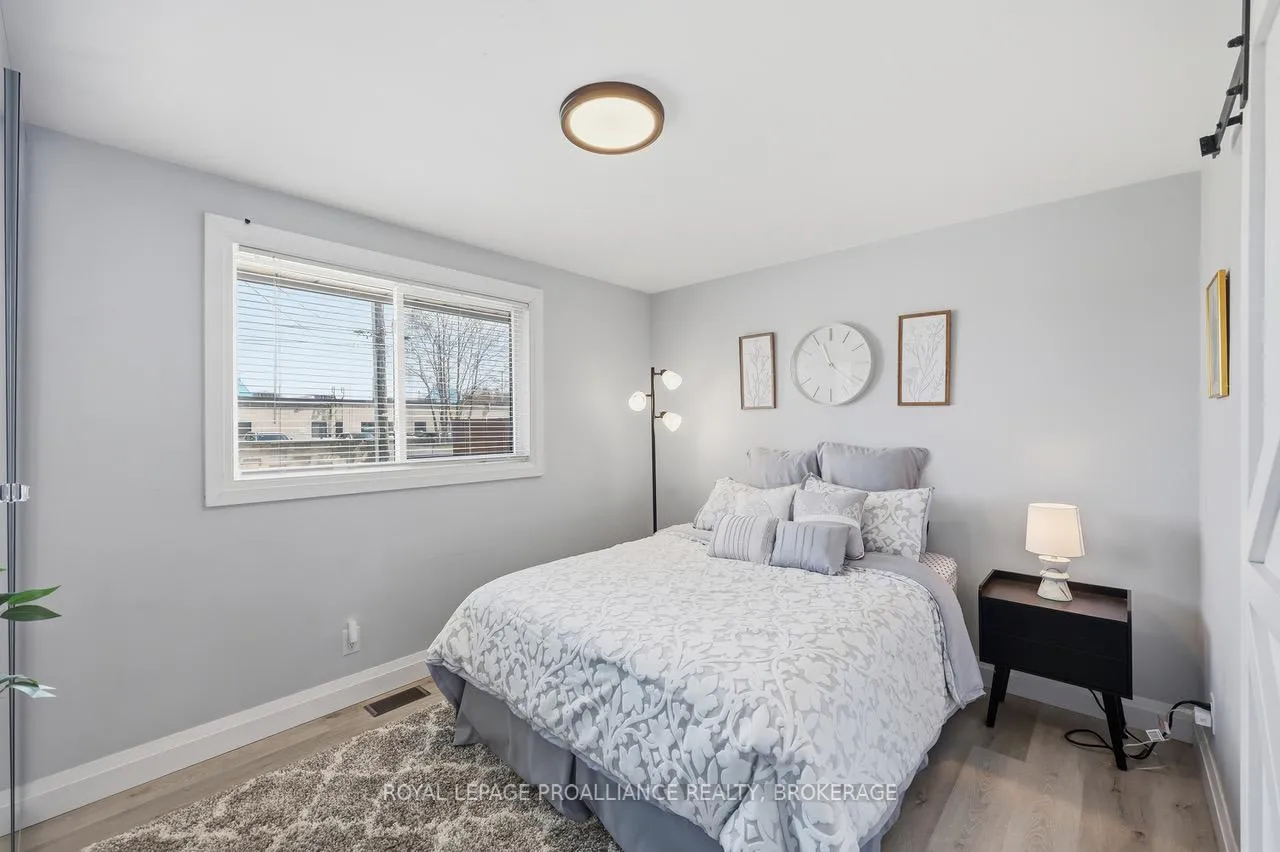 Photo 20 of 39 Howard Crescent, Kingston, West of Sir John A. Blvd — HOMEH