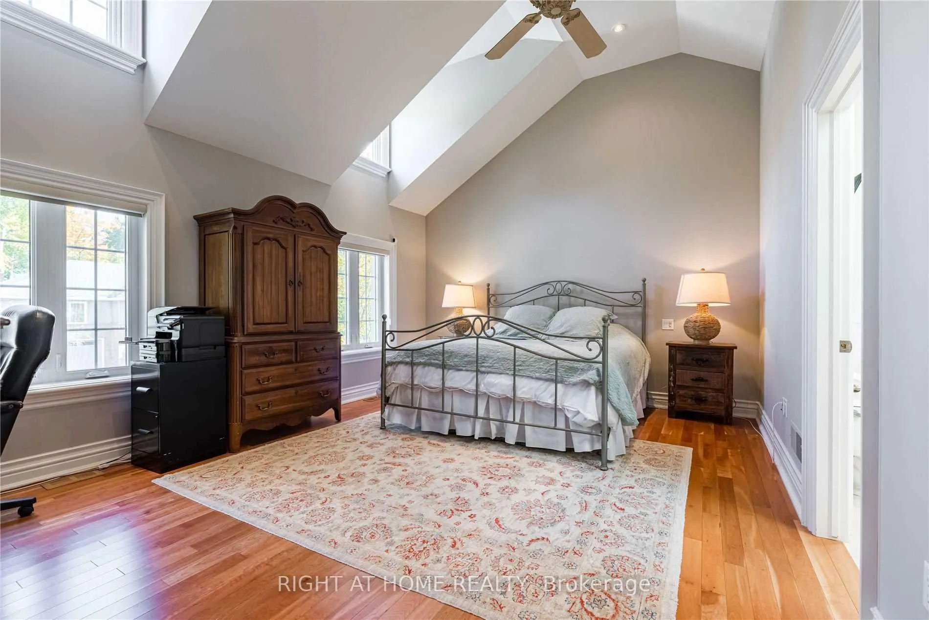 Photo 18 of 78 Raymar Place, Oakville, Old Oakville — HOMEH