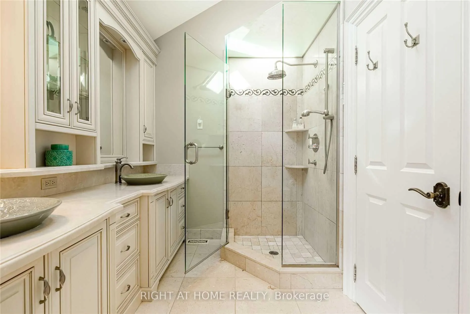 Photo 21 of 78 Raymar Place, Oakville, Old Oakville — HOMEH