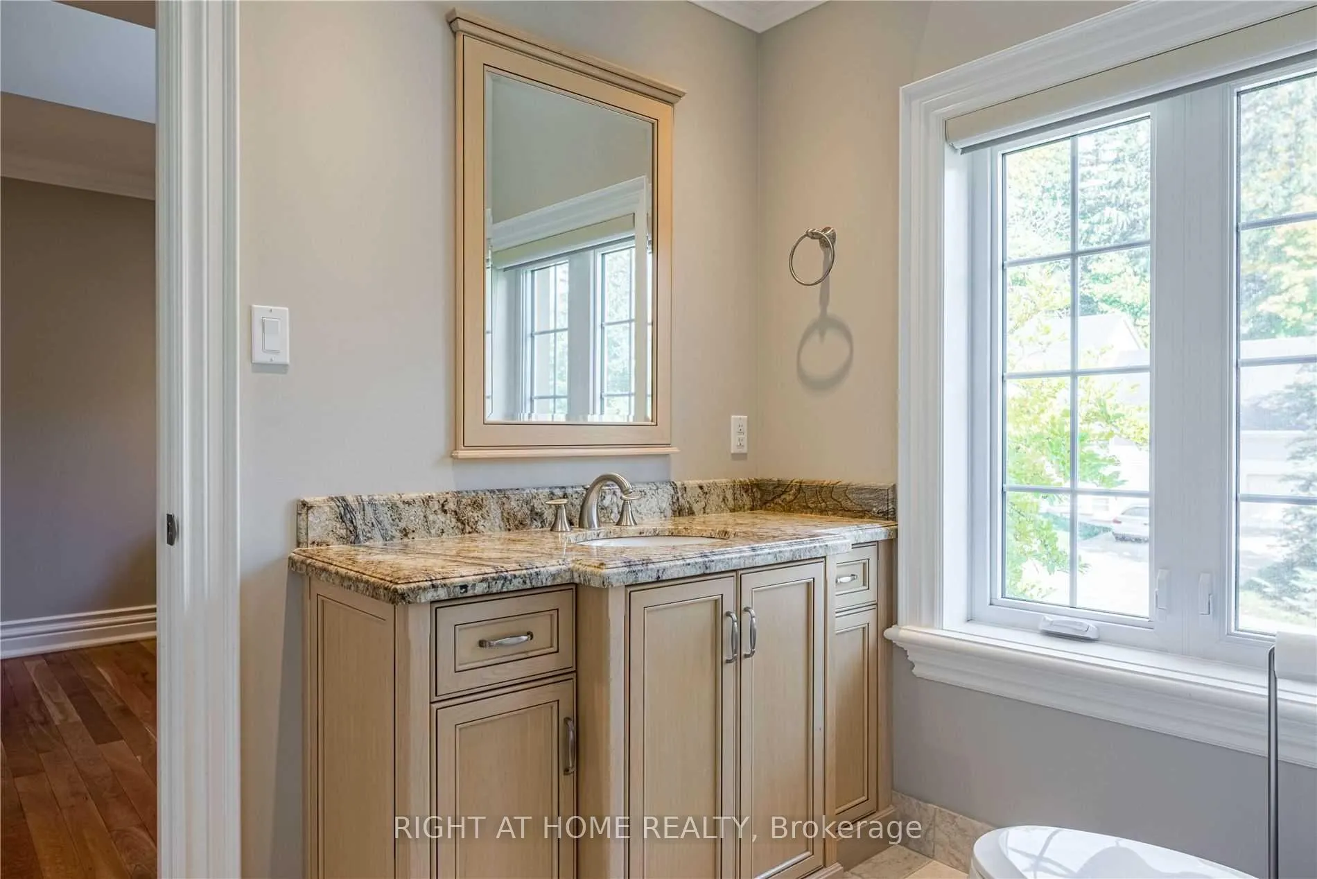 Photo 25 of 78 Raymar Place, Oakville, Old Oakville — HOMEH