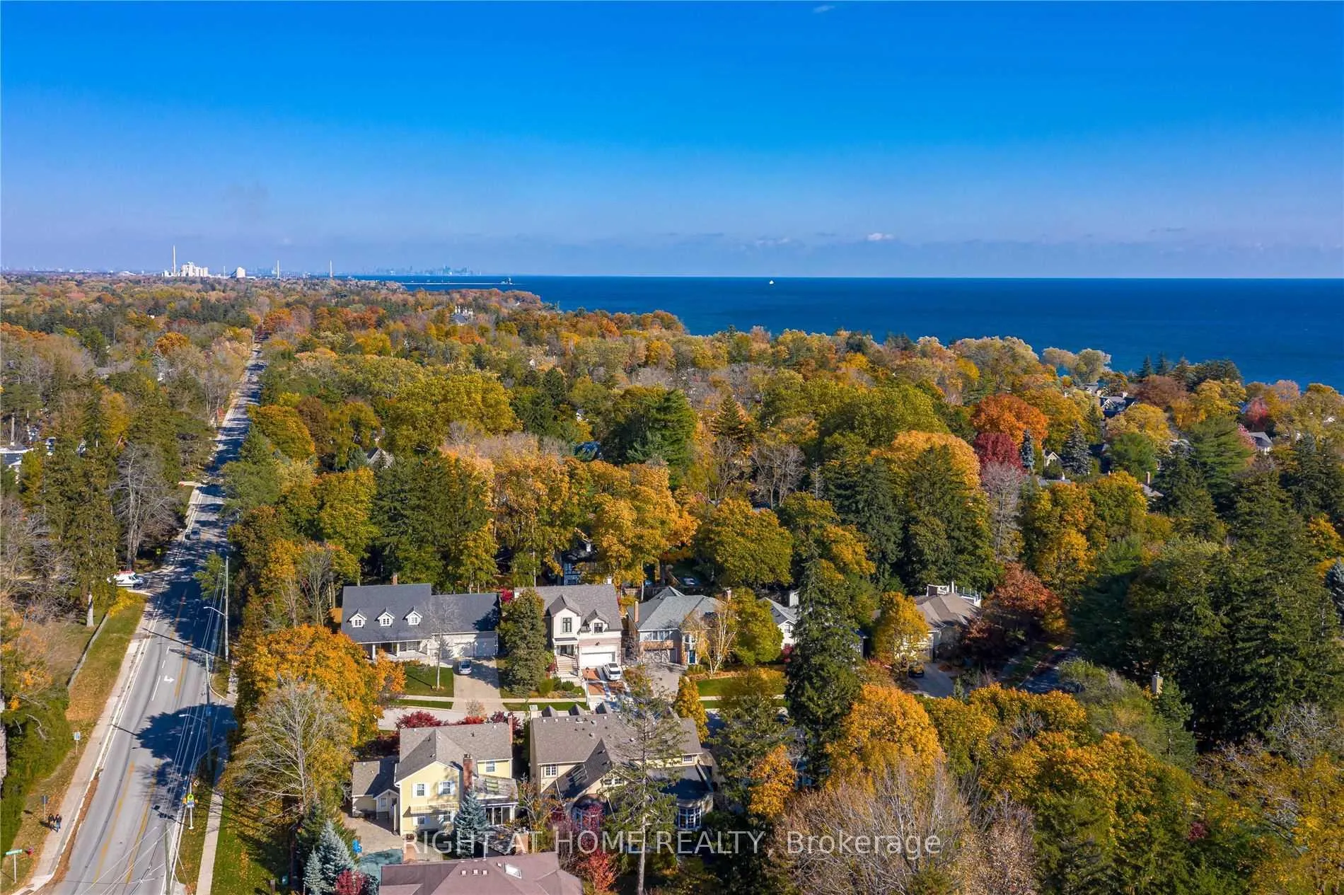 Photo 39 of 78 Raymar Place, Oakville, Old Oakville — HOMEH