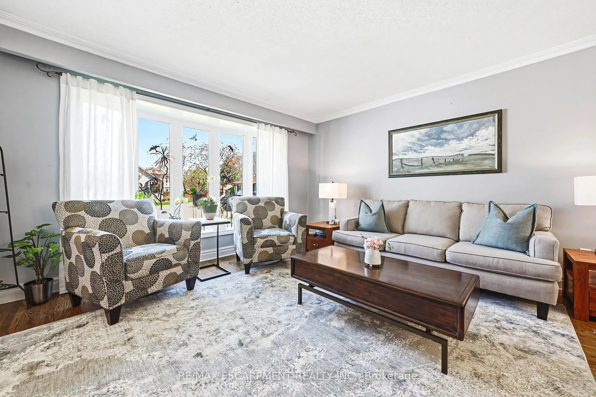 Photo 5 of 668 Chestnut Place, Burlington, Roseland — HOMEH