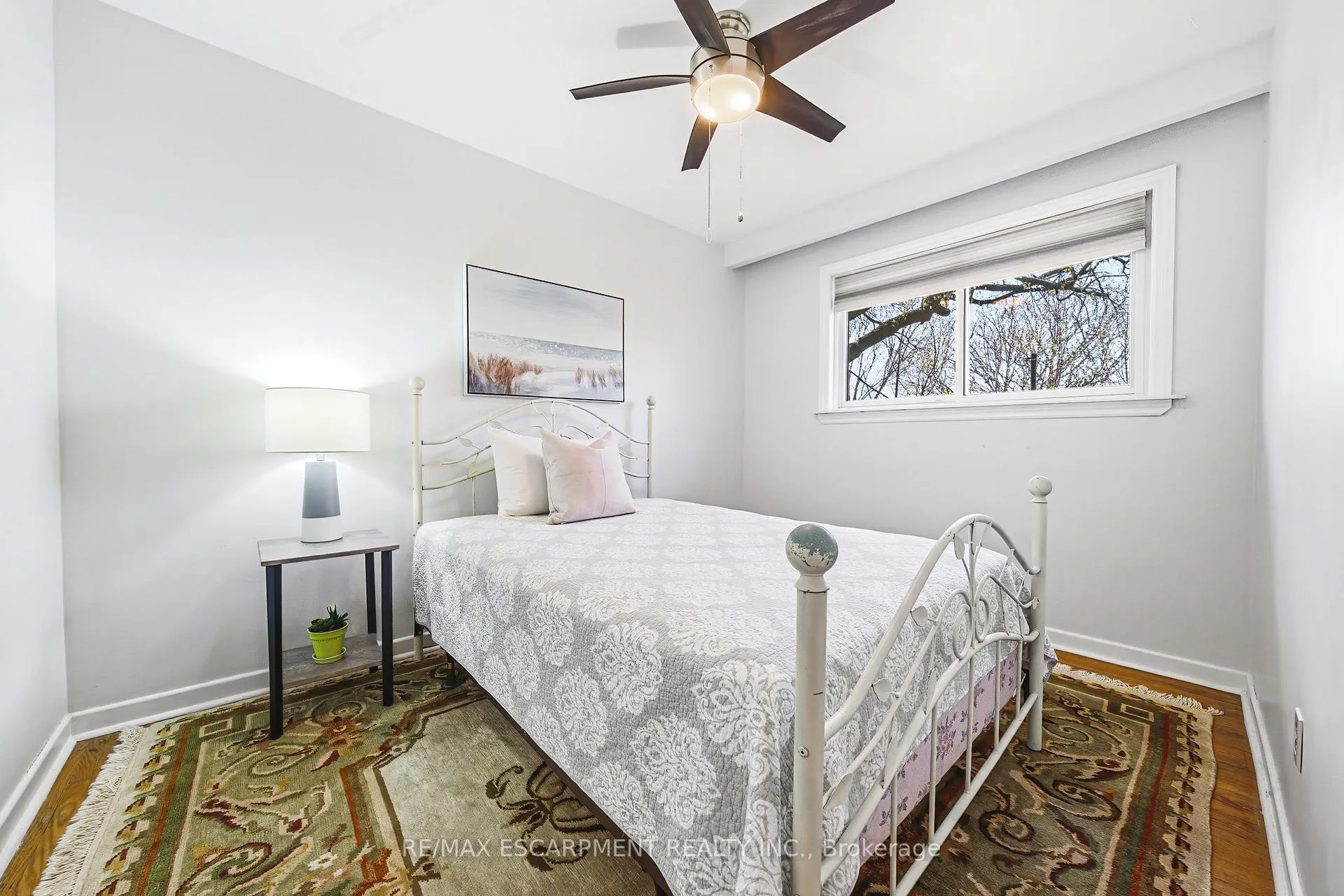 Photo 19 of 668 Chestnut Place, Burlington, Roseland — HOMEH
