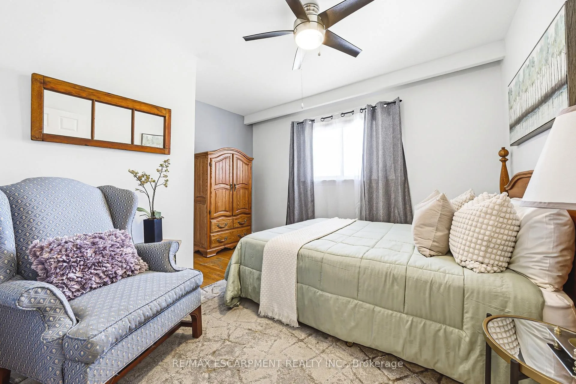 Photo 20 of 668 Chestnut Place, Burlington, Roseland — HOMEH
