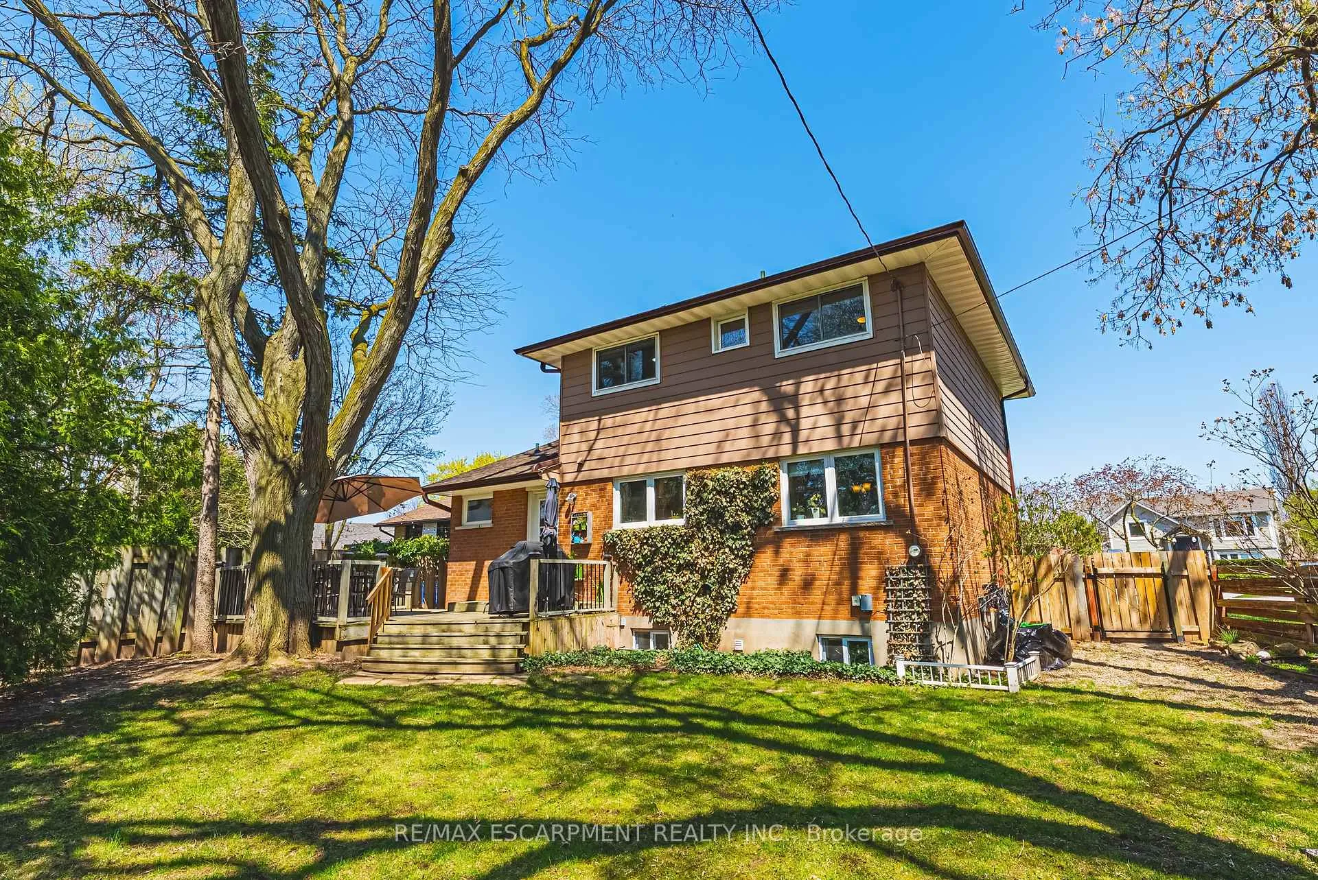 Photo 28 of 668 Chestnut Place, Burlington, Roseland — HOMEH