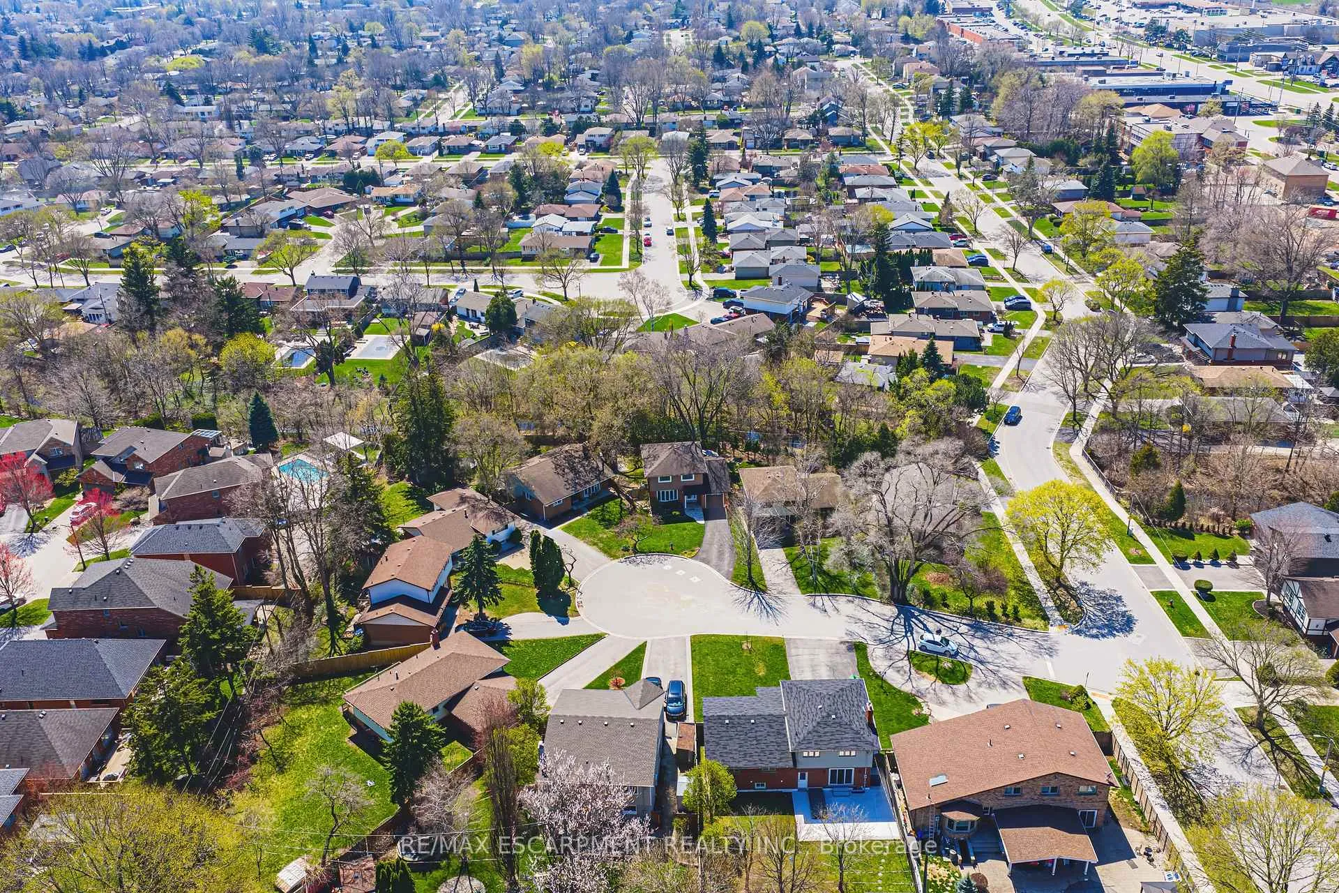 Photo 35 of 668 Chestnut Place, Burlington, Roseland — HOMEH