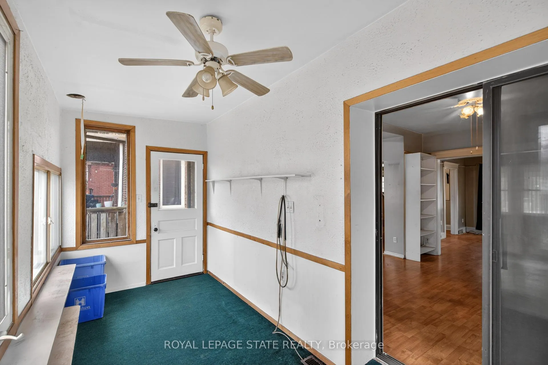 Photo 22 of 207 Rosslyn Avenue S, Hamilton, Delta — HOMEH