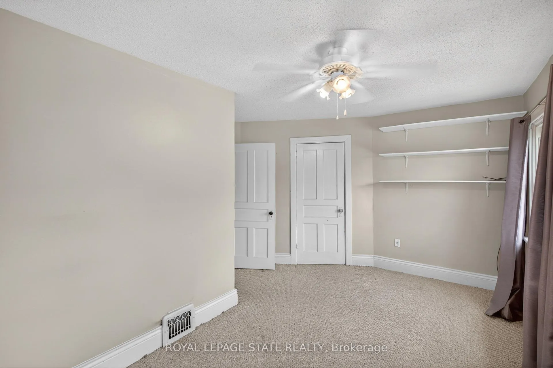Photo 30 of 207 Rosslyn Avenue S, Hamilton, Delta — HOMEH