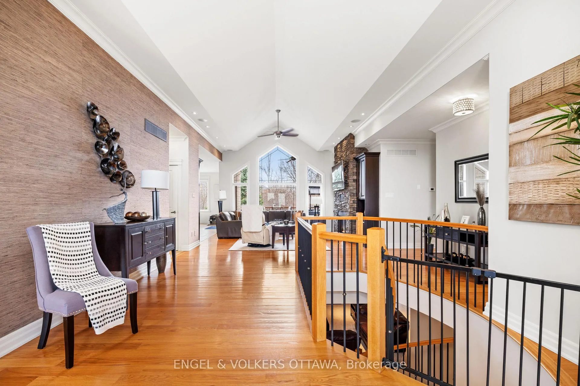 Photo 7 of 6652 Pebble Trail Way, Ottawa, Greely — HOMEH