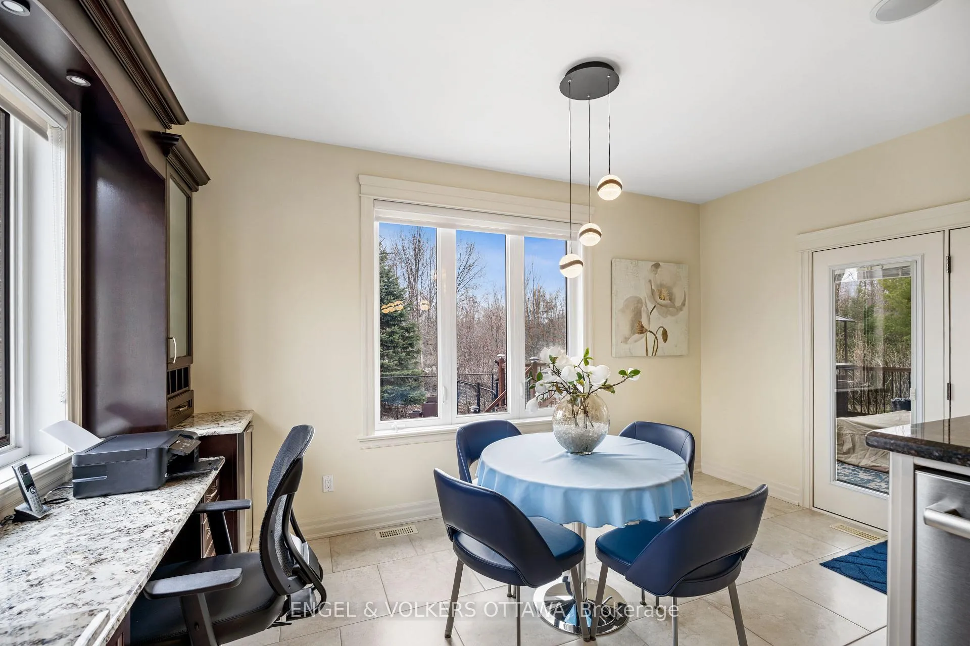 Photo 15 of 6652 Pebble Trail Way, Ottawa, Greely — HOMEH