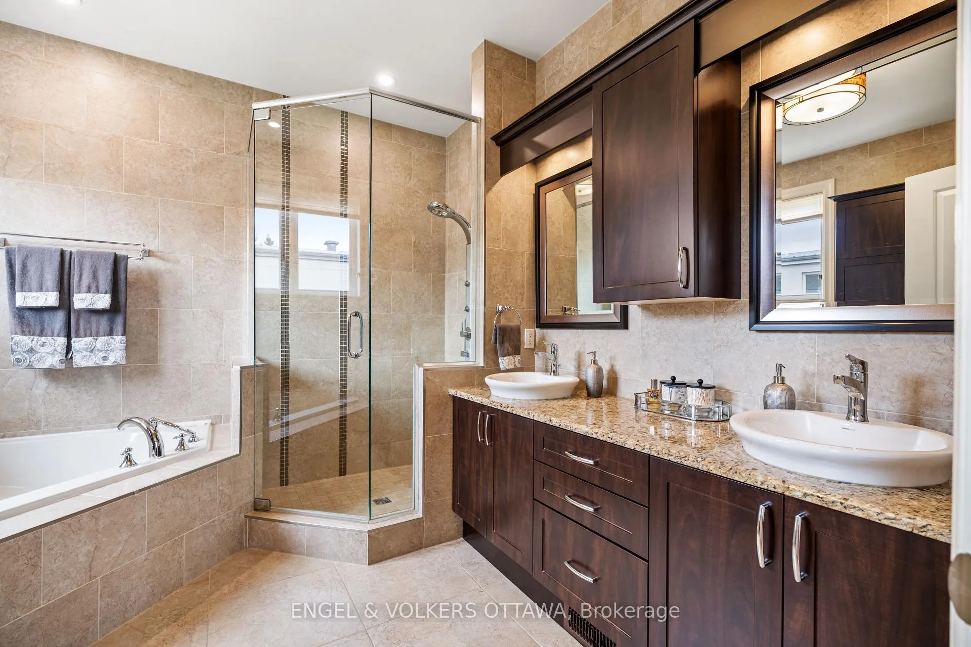 Photo 20 of 6652 Pebble Trail Way, Ottawa, Greely — HOMEH