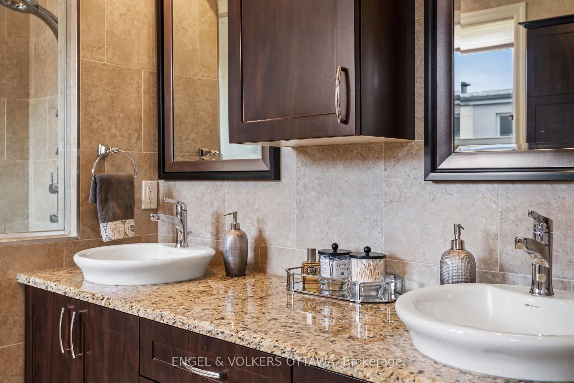 Photo 21 of 6652 Pebble Trail Way, Ottawa, Greely — HOMEH