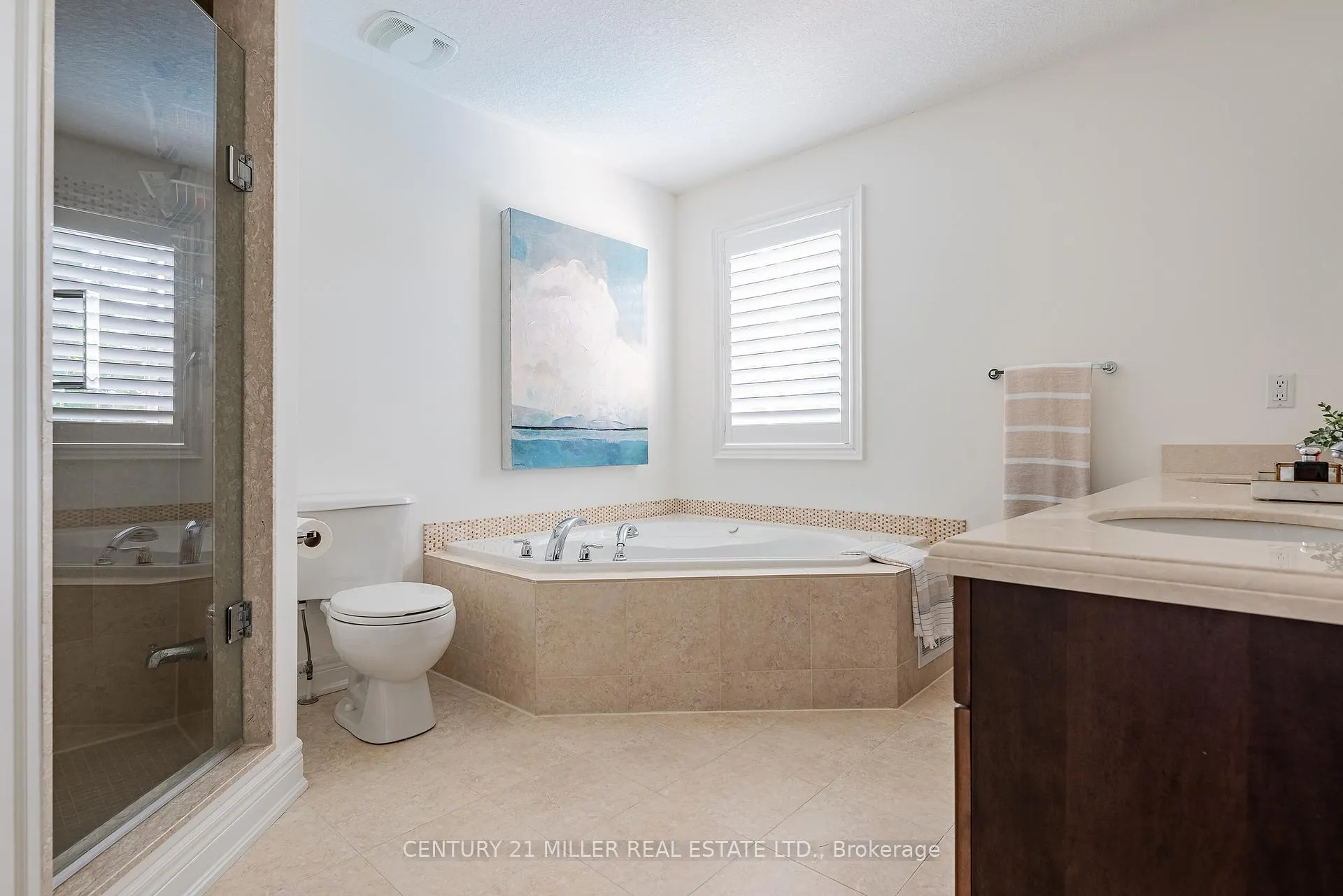 Photo 19 of 266 Tracina Drive, Oakville, Southwest — HOMEH