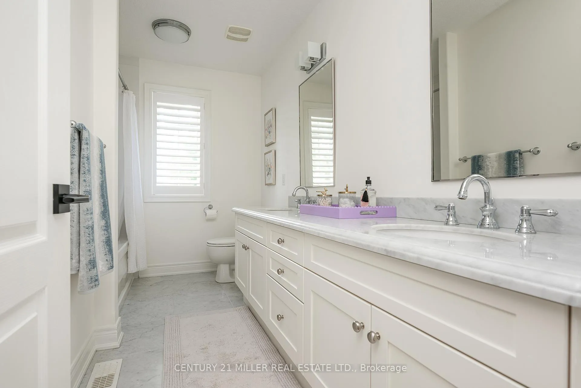 Photo 24 of 266 Tracina Drive, Oakville, Southwest — HOMEH