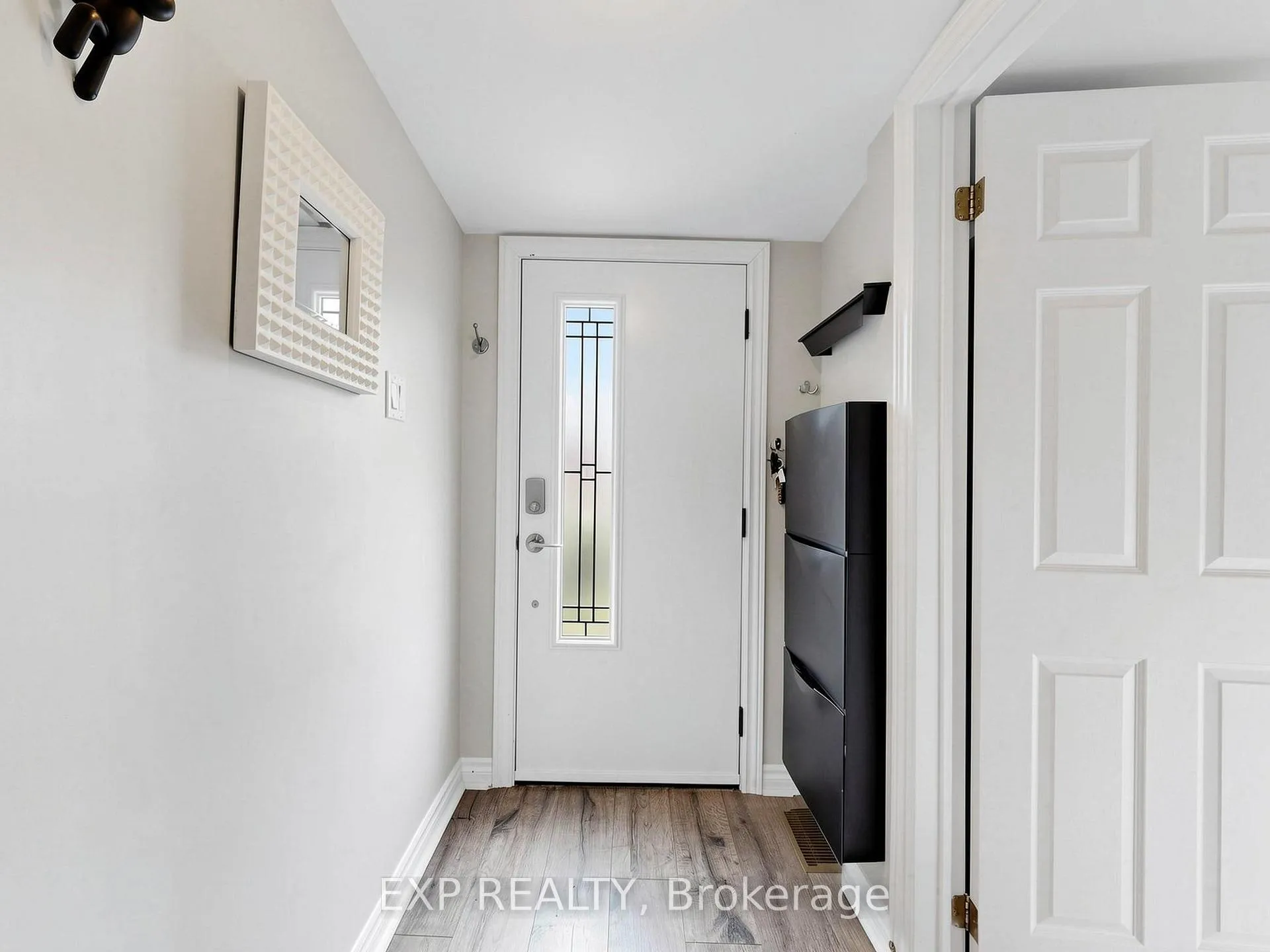 Photo 5 of 262 Woodycrest Avenue, Georgina, Keswick South — HOMEH