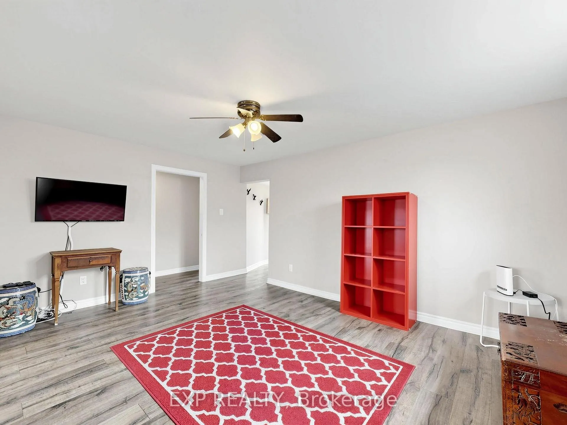 Photo 9 of 262 Woodycrest Avenue, Georgina, Keswick South — HOMEH
