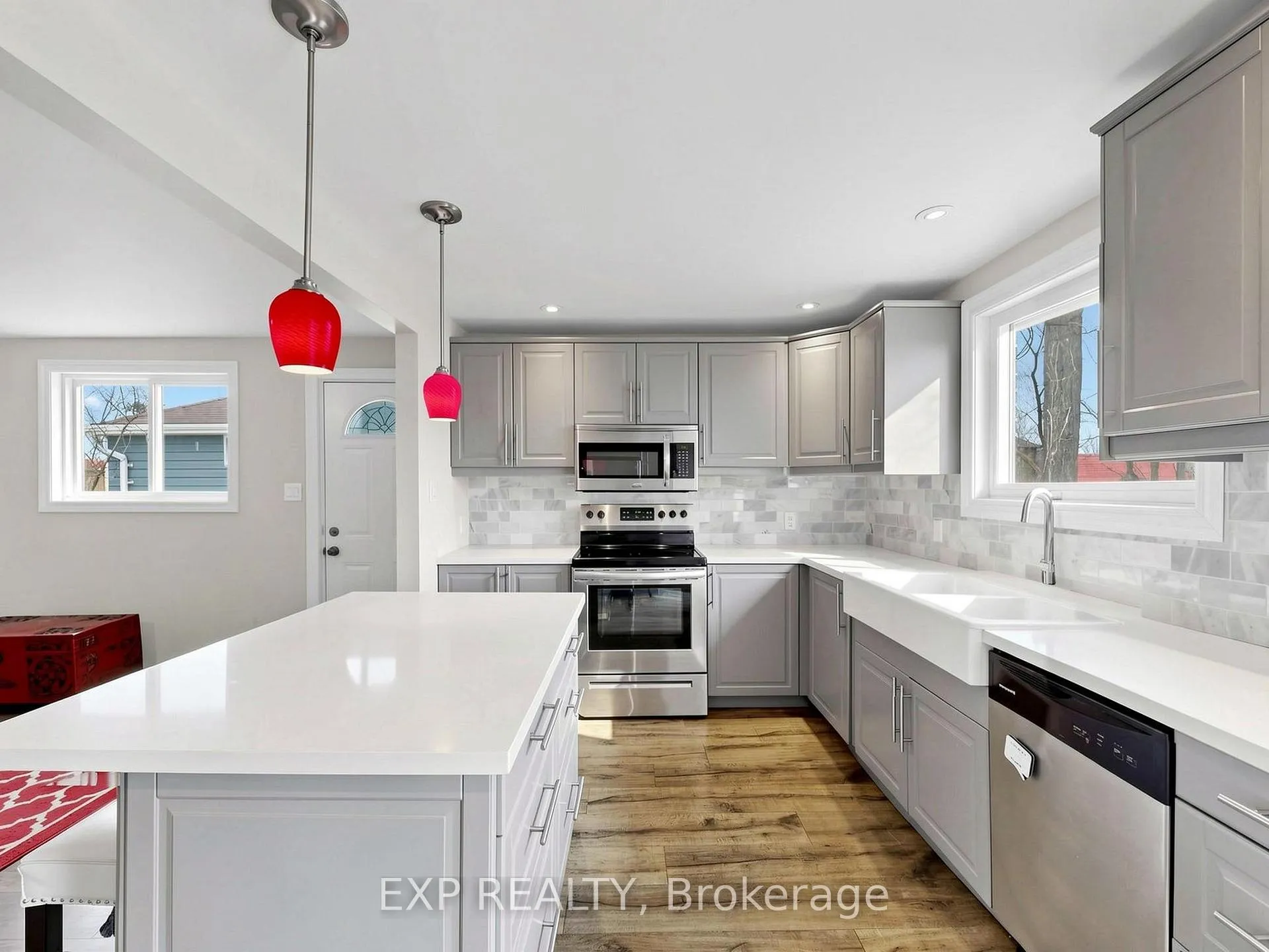 Photo 13 of 262 Woodycrest Avenue, Georgina, Keswick South — HOMEH