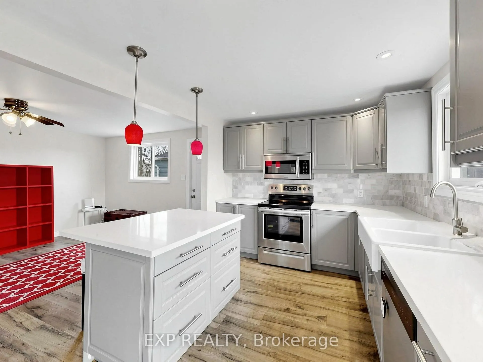 Photo 14 of 262 Woodycrest Avenue, Georgina, Keswick South — HOMEH