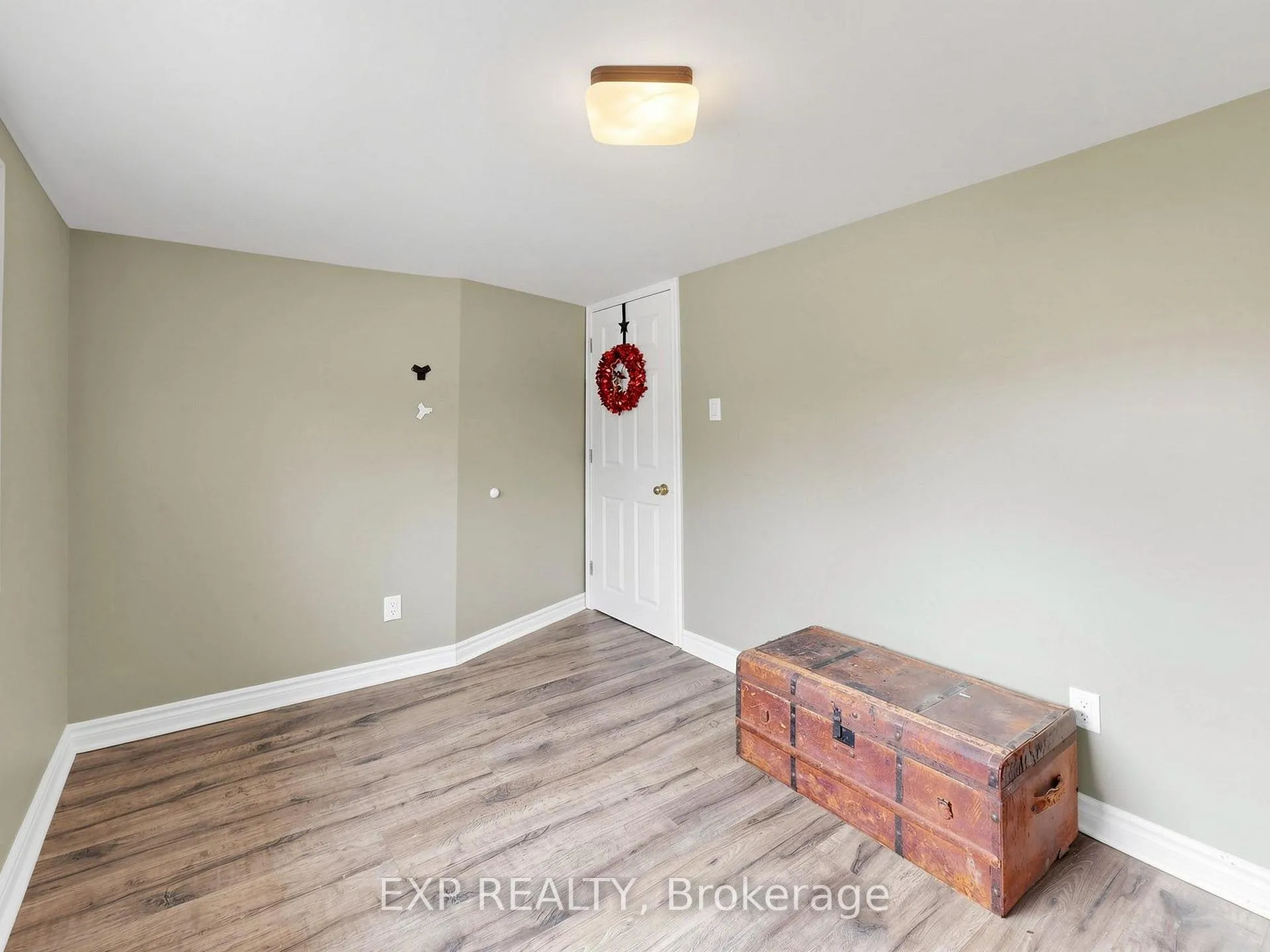 Photo 26 of 262 Woodycrest Avenue, Georgina, Keswick South — HOMEH