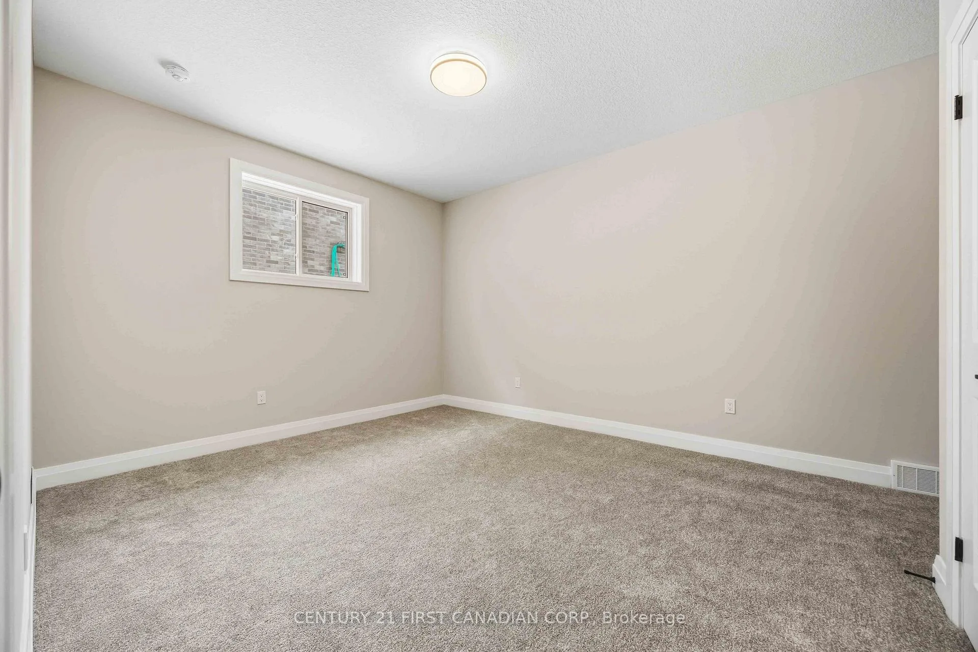 Photo 17 of 639 Ketter Way, Plympton-Wyoming, Plympton Wyoming — HOMEH