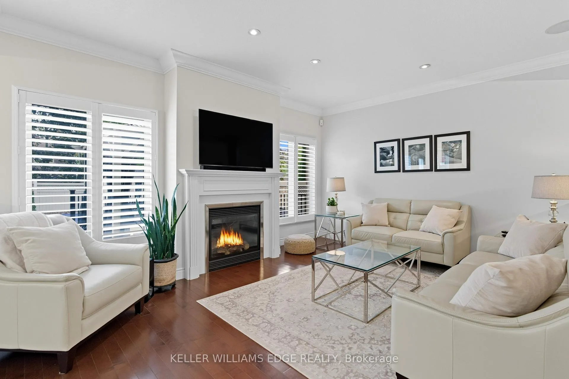 Photo 8 of 45 Premier Road, Hamilton, Waterdown — HOMEH