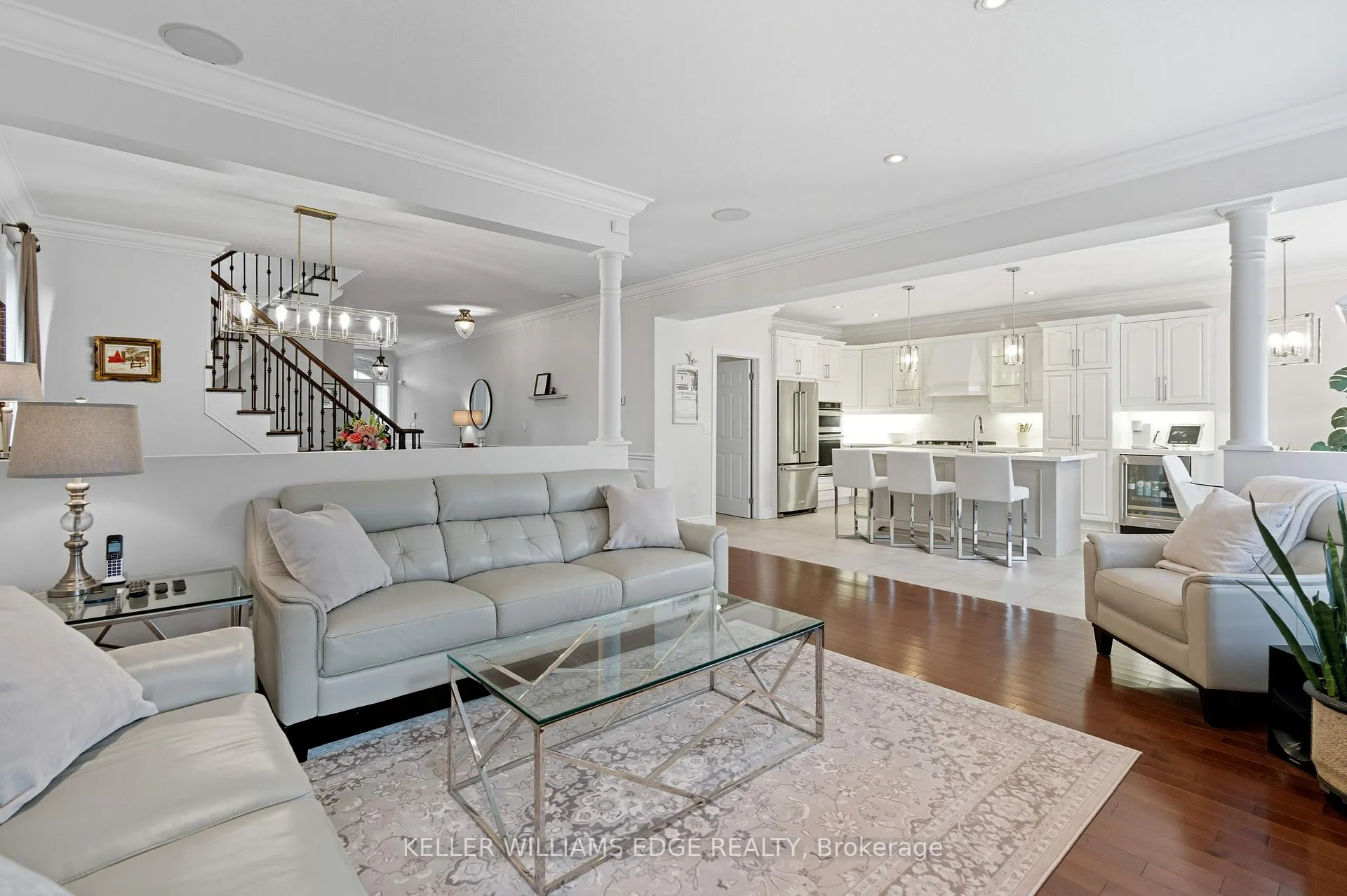 Photo 10 of 45 Premier Road, Hamilton, Waterdown — HOMEH