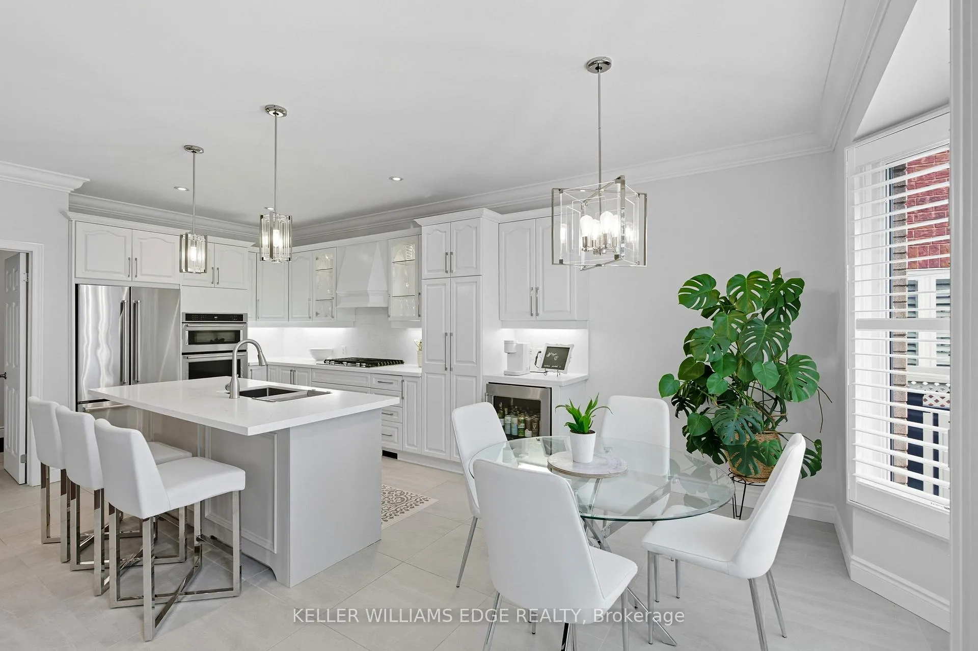 Photo 13 of 45 Premier Road, Hamilton, Waterdown — HOMEH