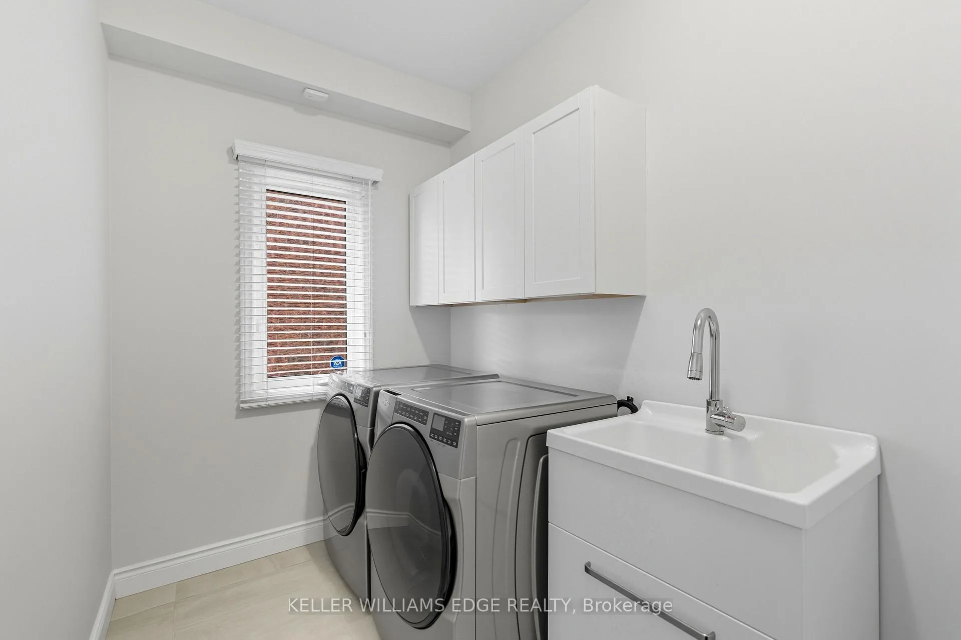 Photo 18 of 45 Premier Road, Hamilton, Waterdown — HOMEH